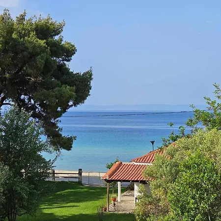 Hotel Kassandrinos Apostolos *