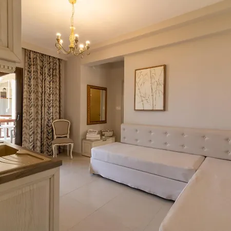 Hotel Kassandrinos Apostolos *
