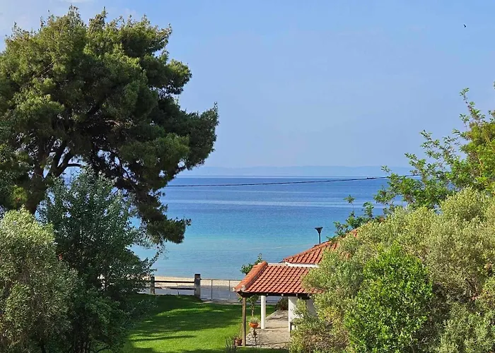 Hotel Kassandrinos Apostolos *