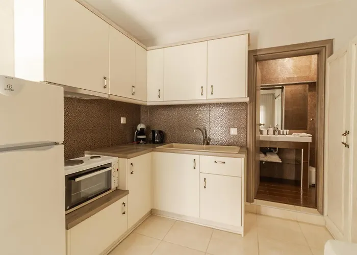 Kassandrinos Apostolos Hotel